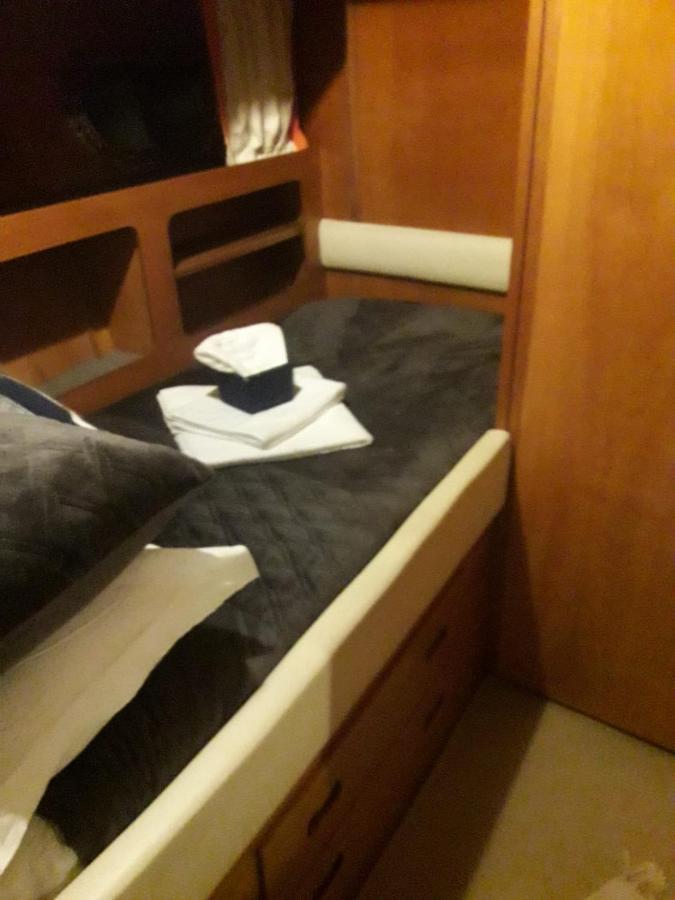 奥斯蒂亚·安提卡 Boat And Breakfast Fiumicino - Roma酒店 外观 照片